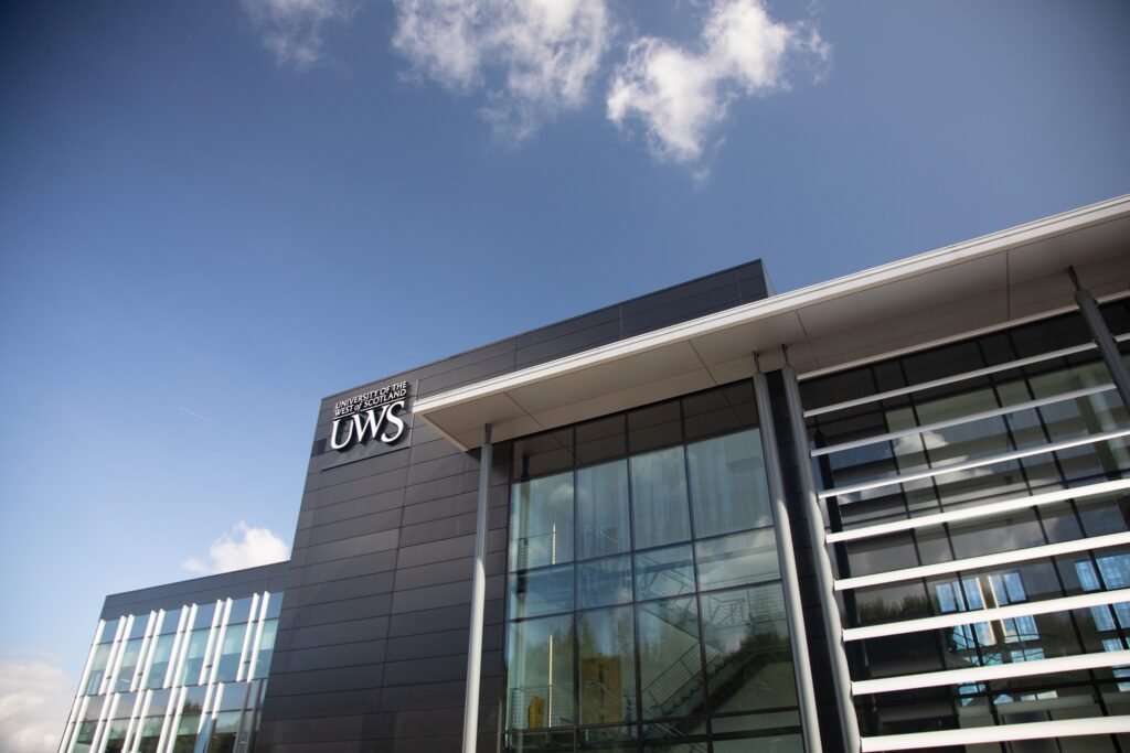 University of the West of Scotland (UWS) (School of Business & Creative Industries)