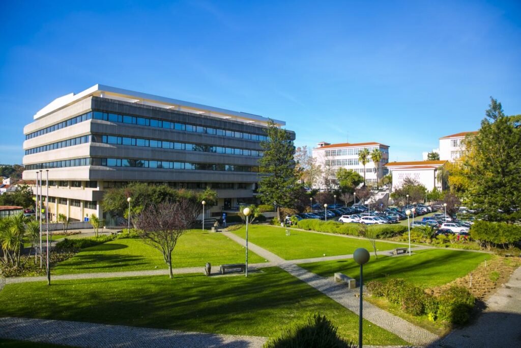 Católica Lisbon School of Business & Economics