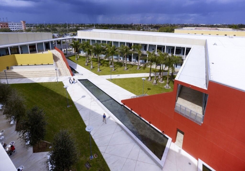 Florida International University (FIU) (Chapman Graduate School of Business)