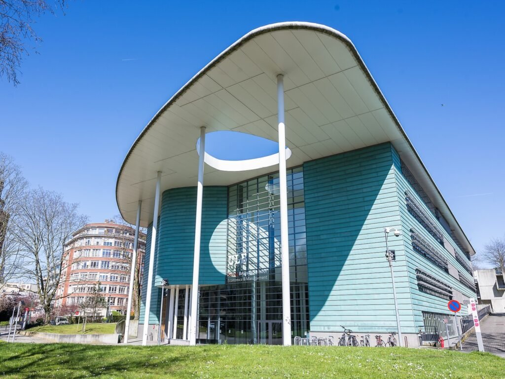 UCLouvain – Louvain School of Management (LSM)