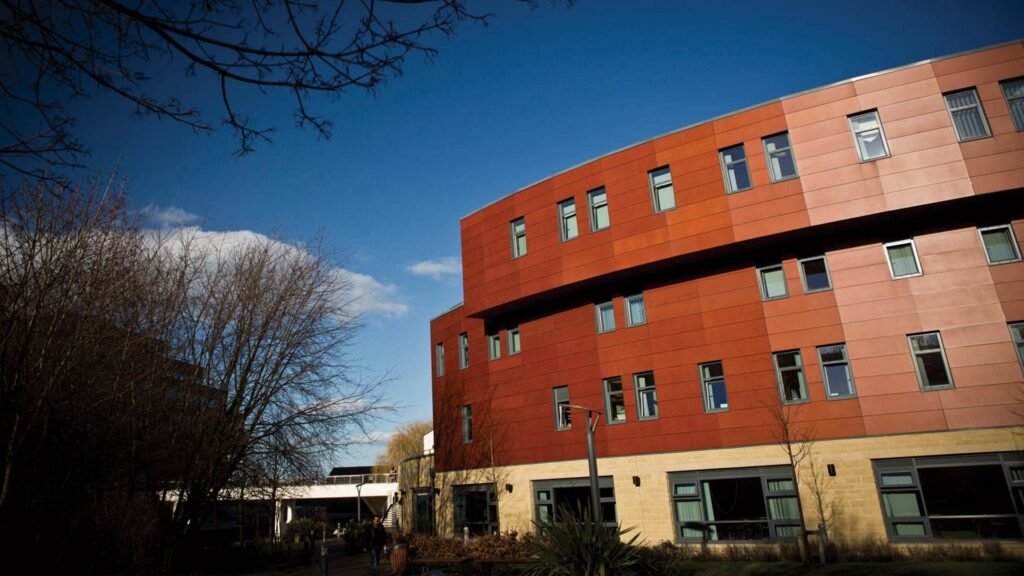 University of Huddersfield (Huddersfield Business School)