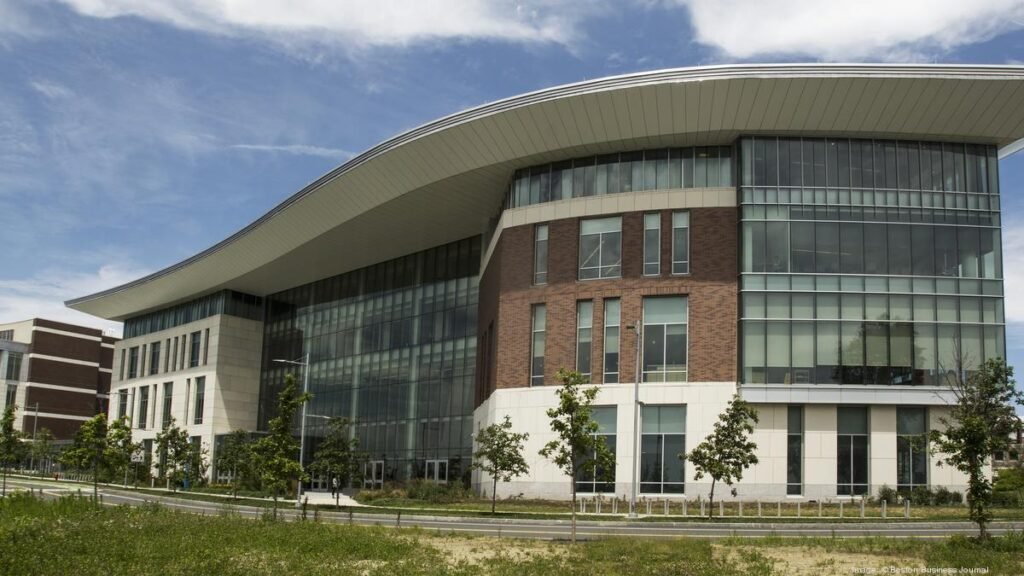 University of Massachusetts Boston (College of Management)