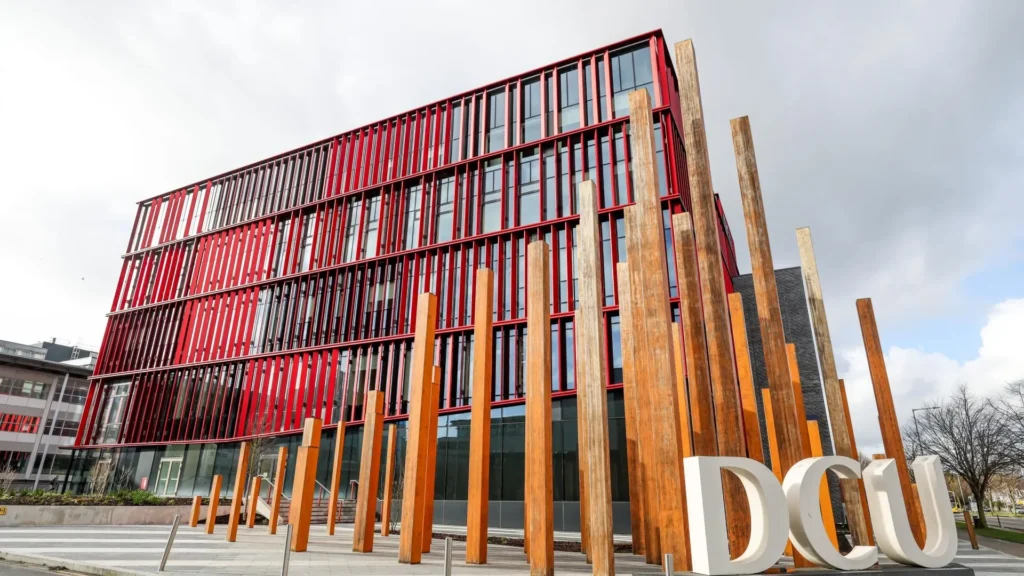 Dublin City University (DCU)