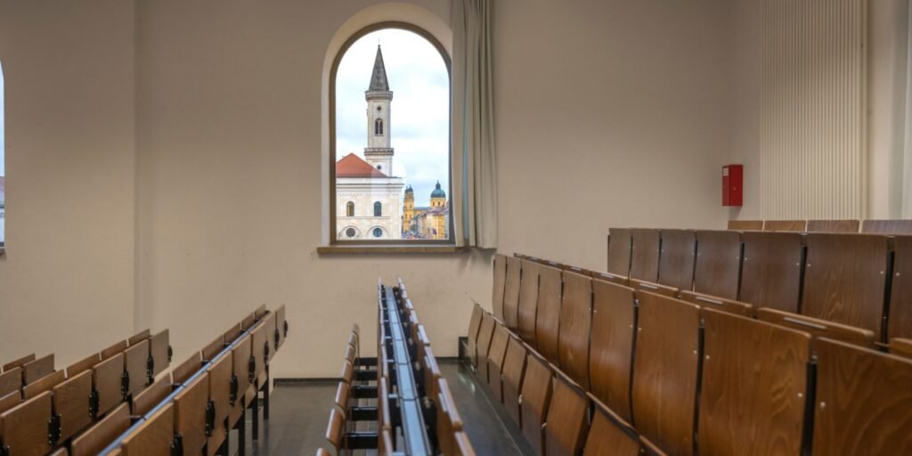 LMU Munich – Munich School of Management